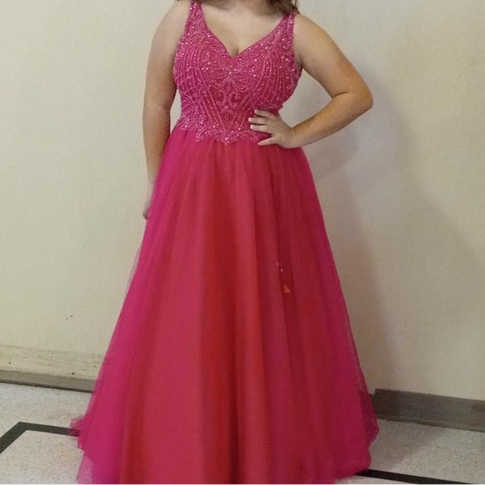Size 8 by Gowns by G